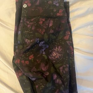 Printed Lululemon mid rise leggings